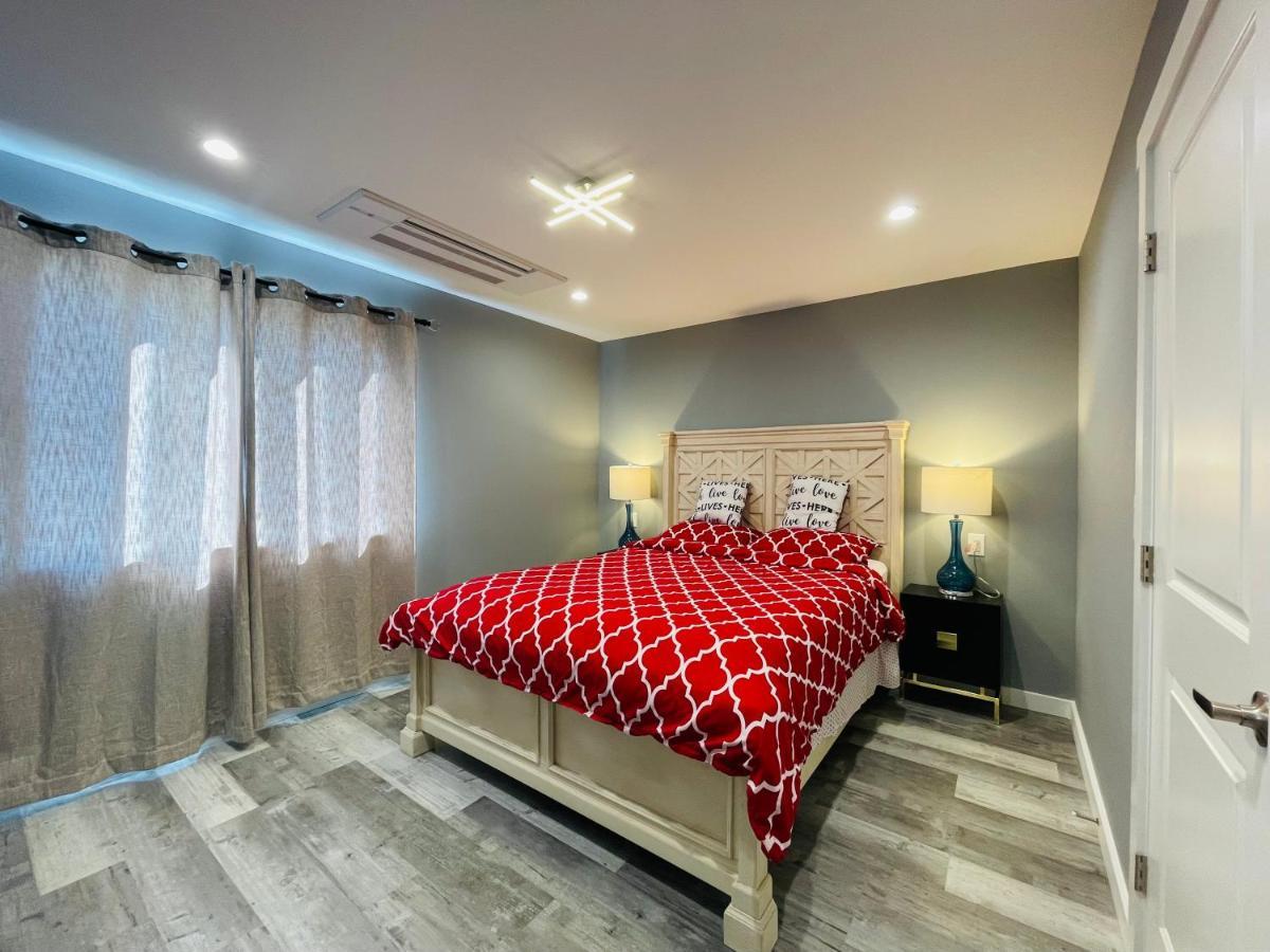 Green Lake 1St Line Home A With Central Air Conditioners 시애틀 외부 사진
