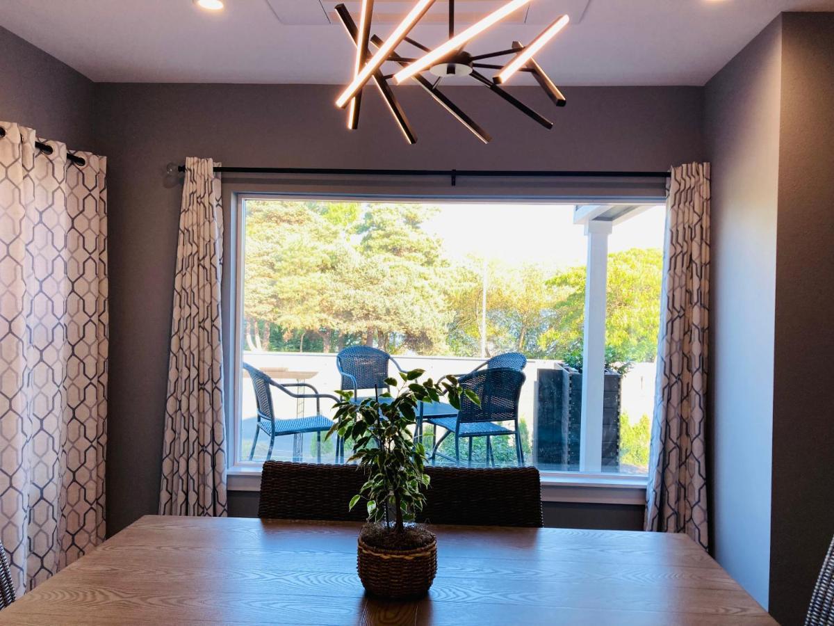 Green Lake 1St Line Home A With Central Air Conditioners 시애틀 외부 사진